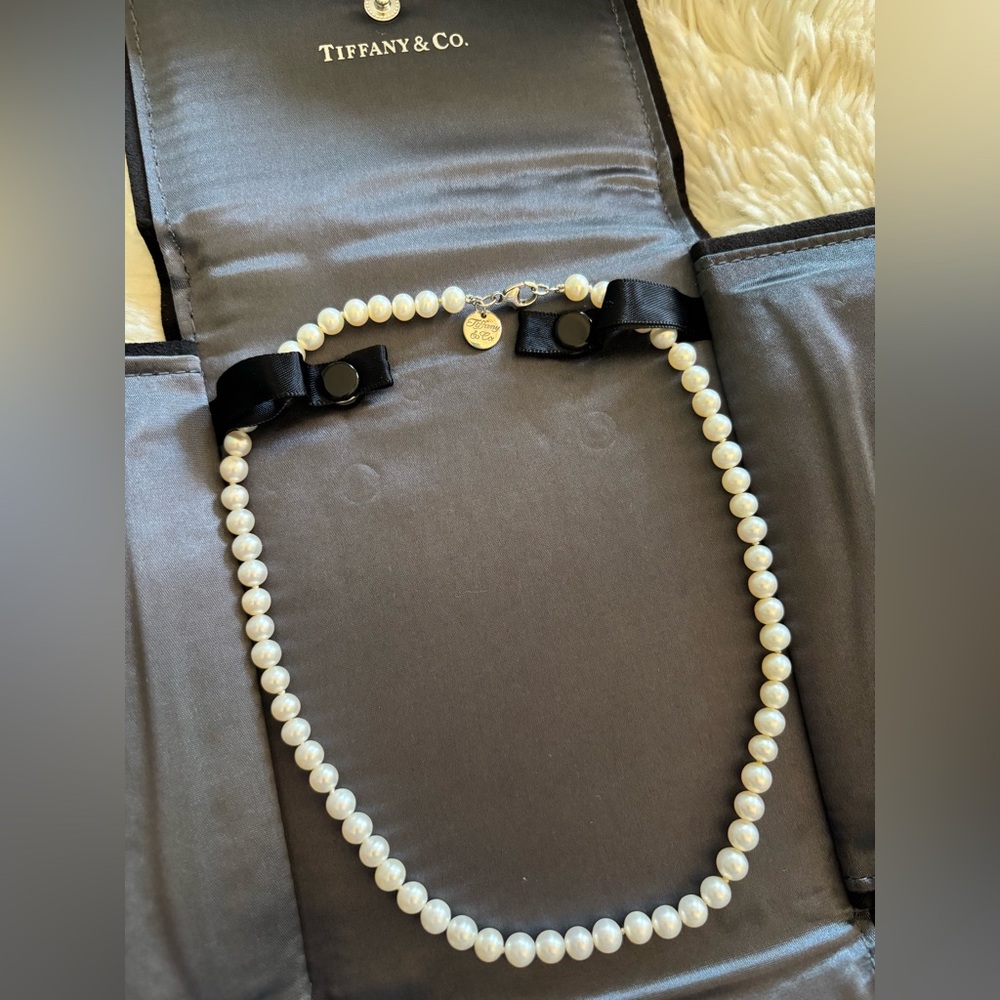 Tiffany & Co Pearl Necklace, 16 inches, 6mm Pearls, case, box & receipt included